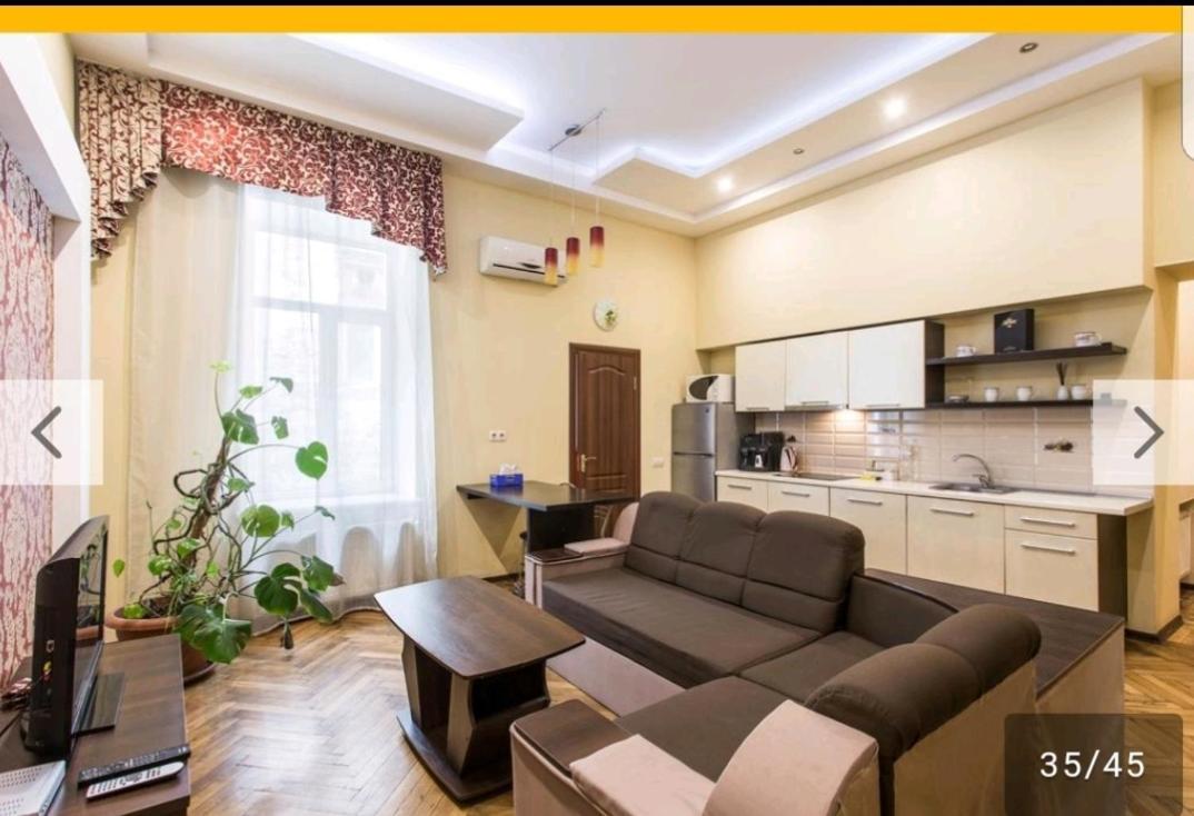 Apartmens Near Opera House Apartamento Odessa Exterior foto